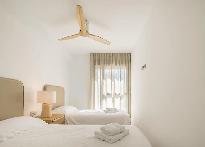 Primera Linea Albamar -serviden Apartment *